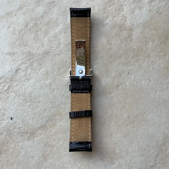 Watch band for Gucci 22mm black leather band